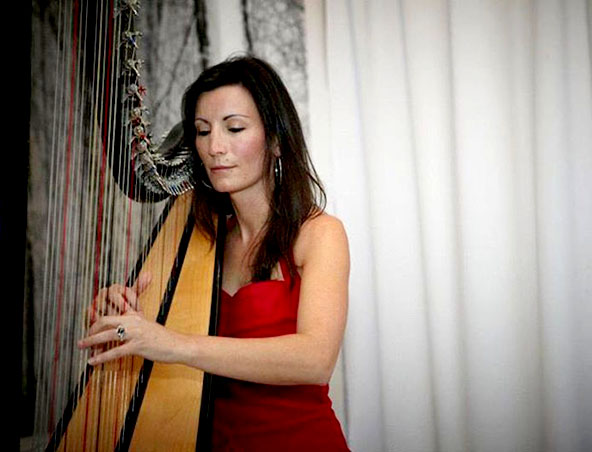 Harp Player Melbourne, live in Melbourne