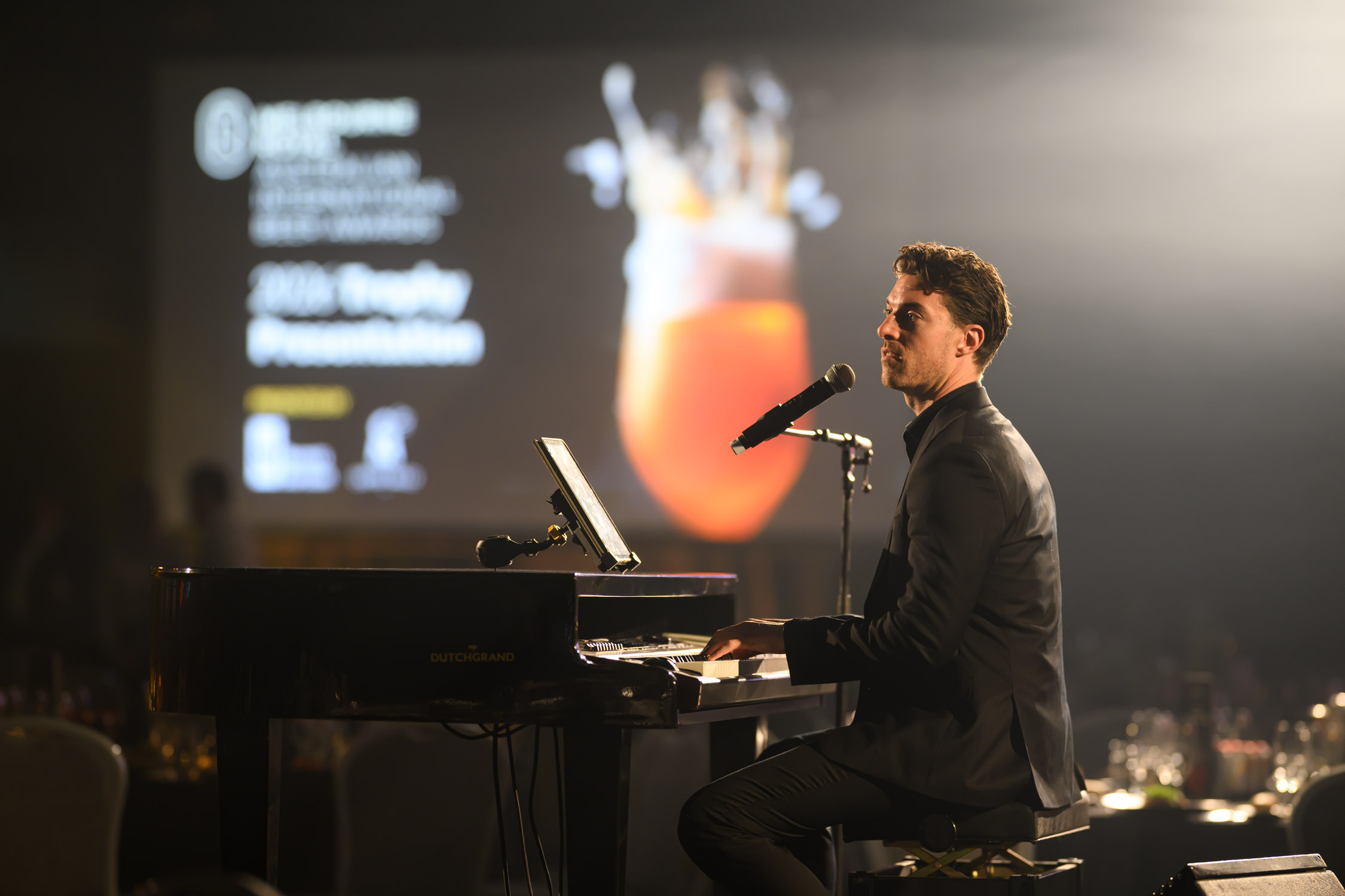 Jeremy Bennett, pianist and singer solo in Melbourne, photo 2