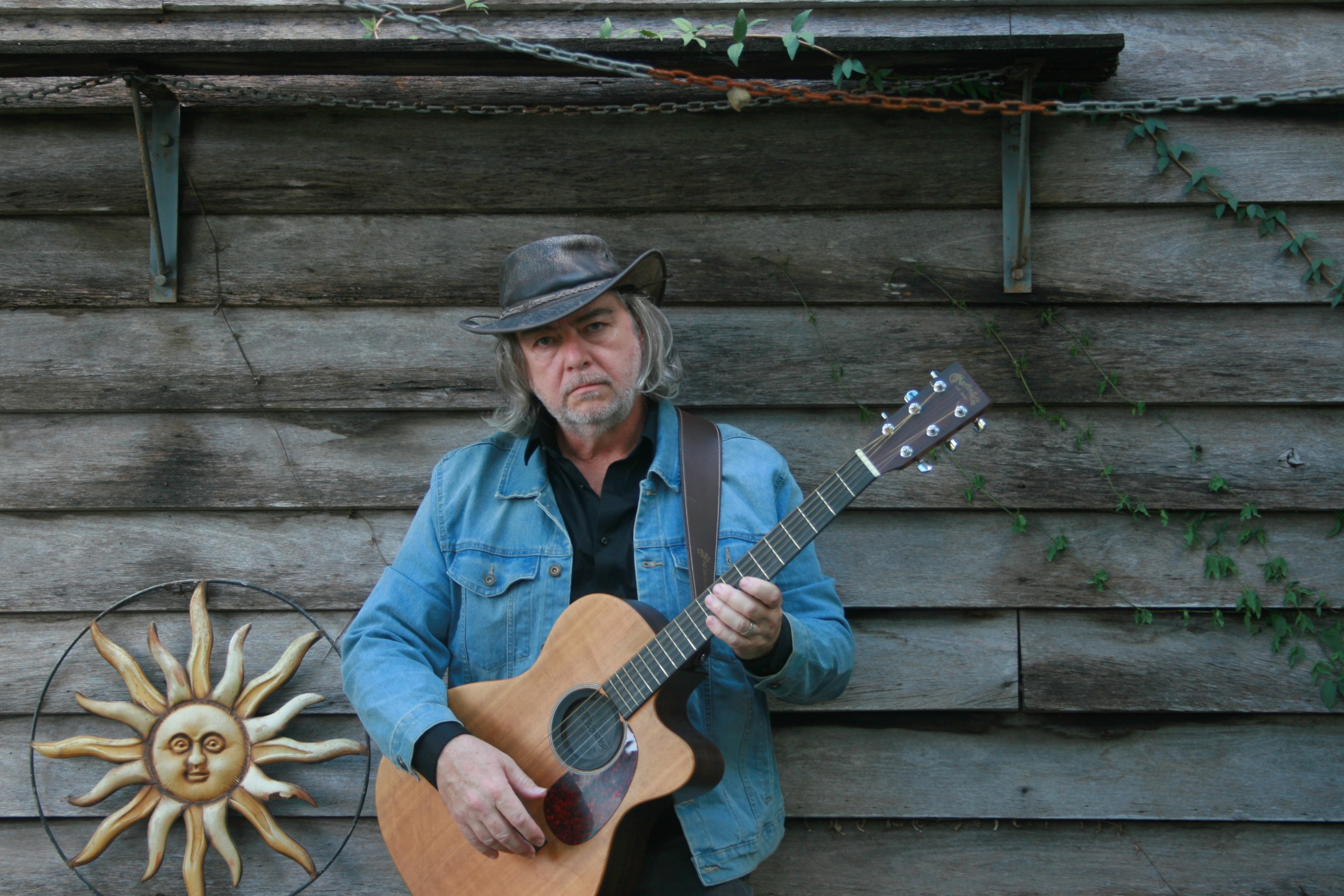 Liam J Buchanan, singer-songwriter in Monto, photo 2