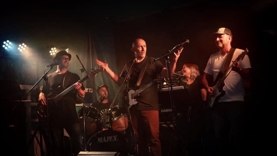 Herding Katz, cover band in Newcastle, photo 3