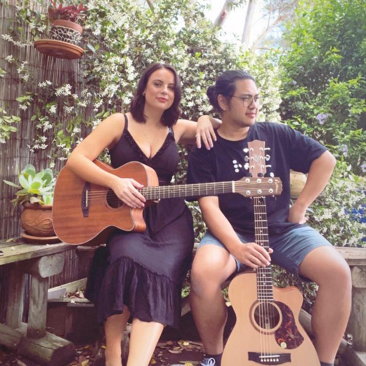 Teasha & Mari, musical duo in Newcastle