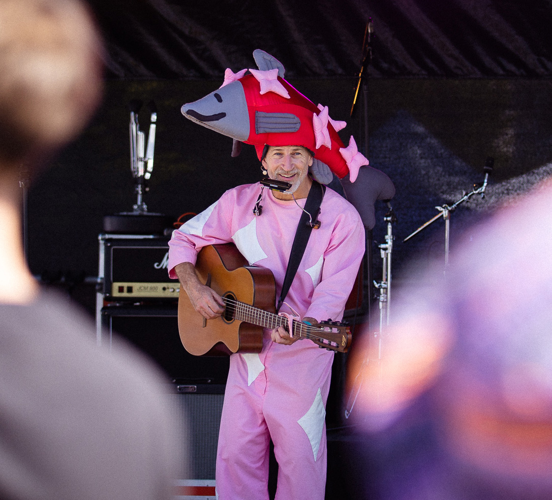 Salmonhead, singer in Ocean Shores