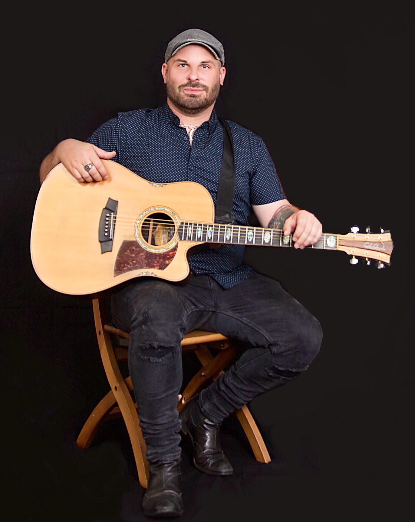 Acoustic Royale, singer in Perth