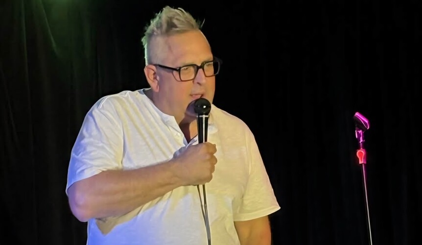 Dean Courtney, comedian in Perth, photo 3
