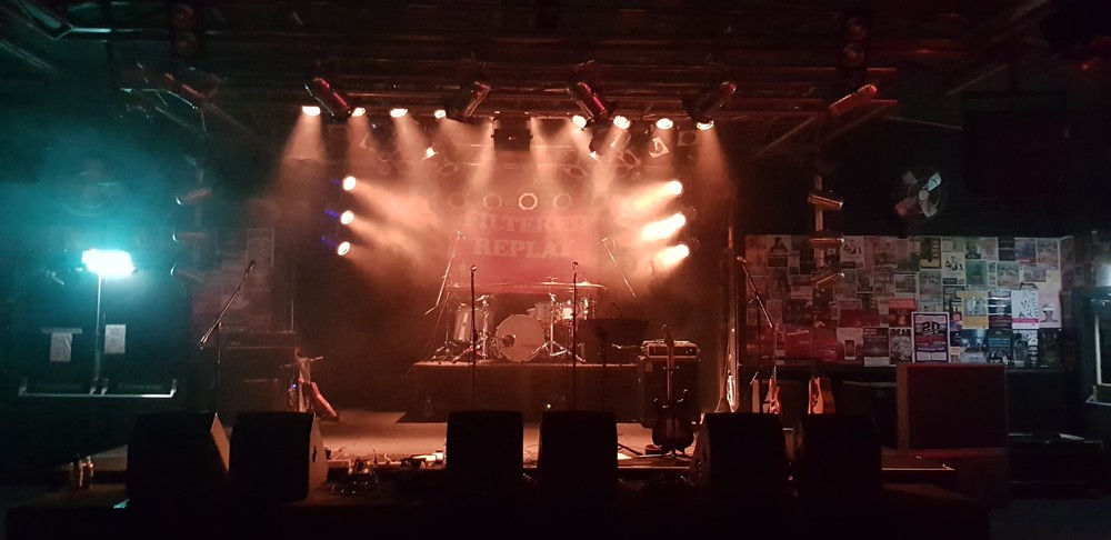 Filtered Replay, cover band in Perth, photo 3