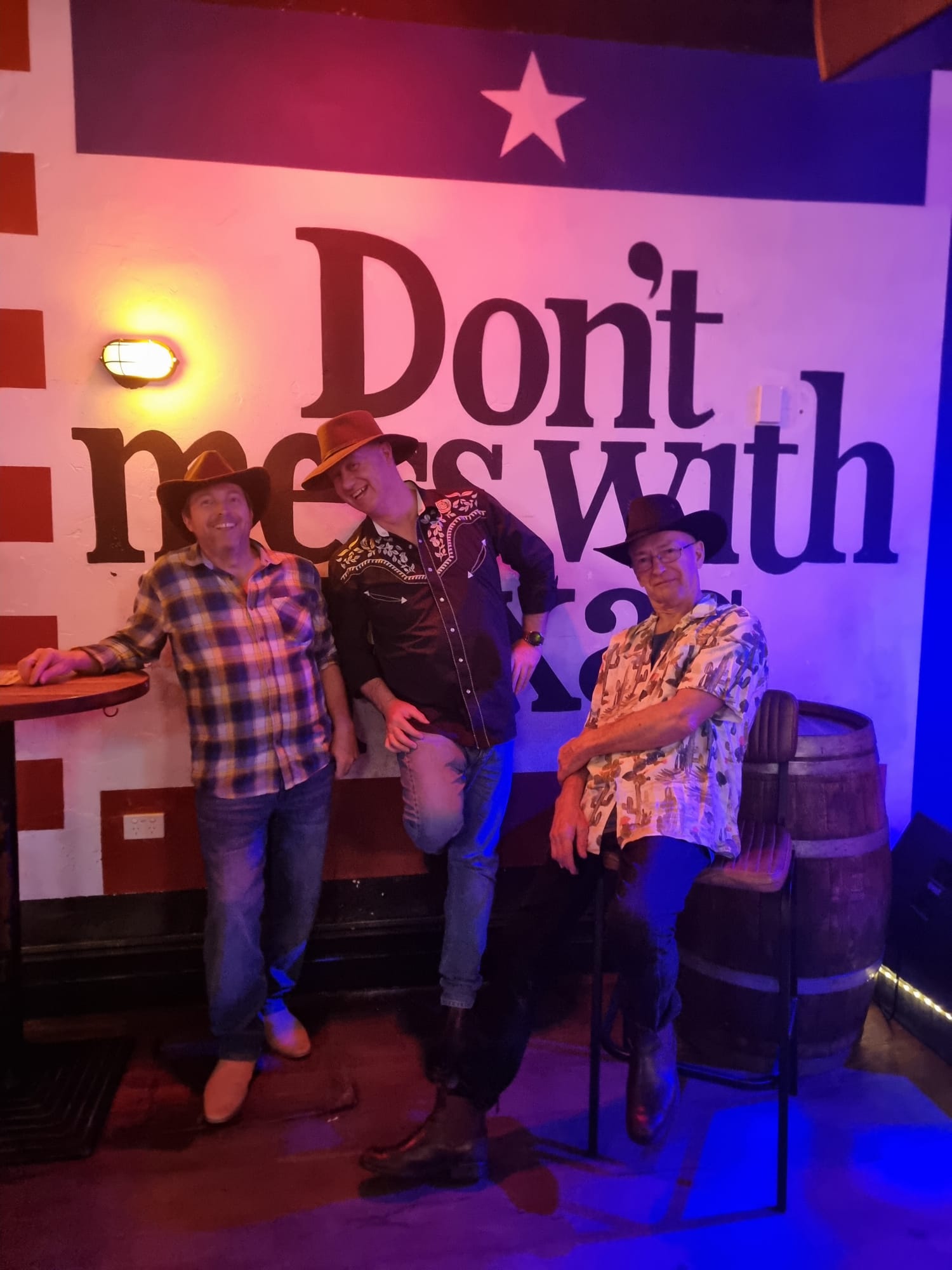 Justin Davies & The Bush Bashers, cover band in Perth, photo 2