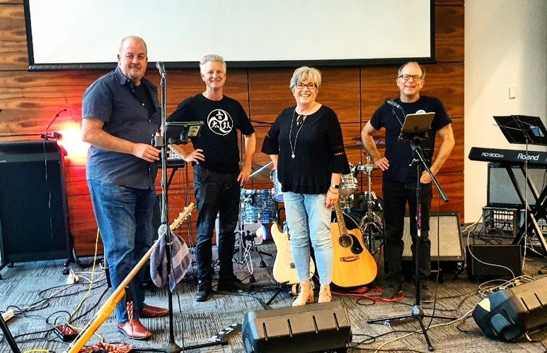 MG & The Shakers, cover band in Perth, photo 3