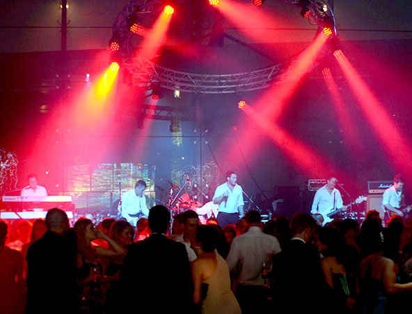 The Fit Swimmers, cover band in Perth, photo 2