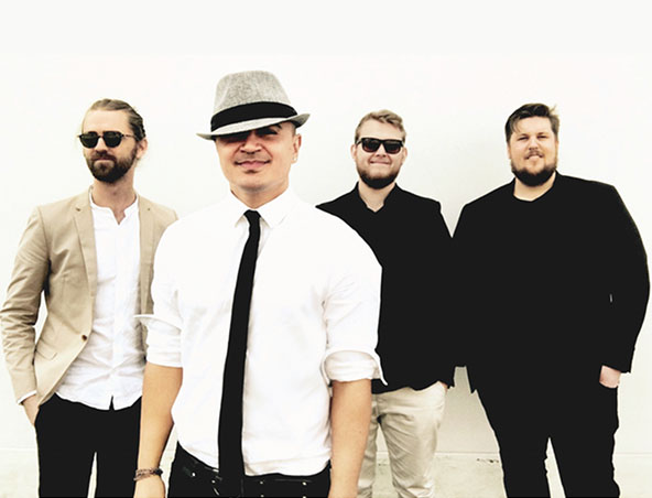 Uptown Groove, cover band in Perth