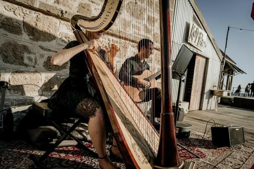 Pluck & Strum, musical duo in Perth