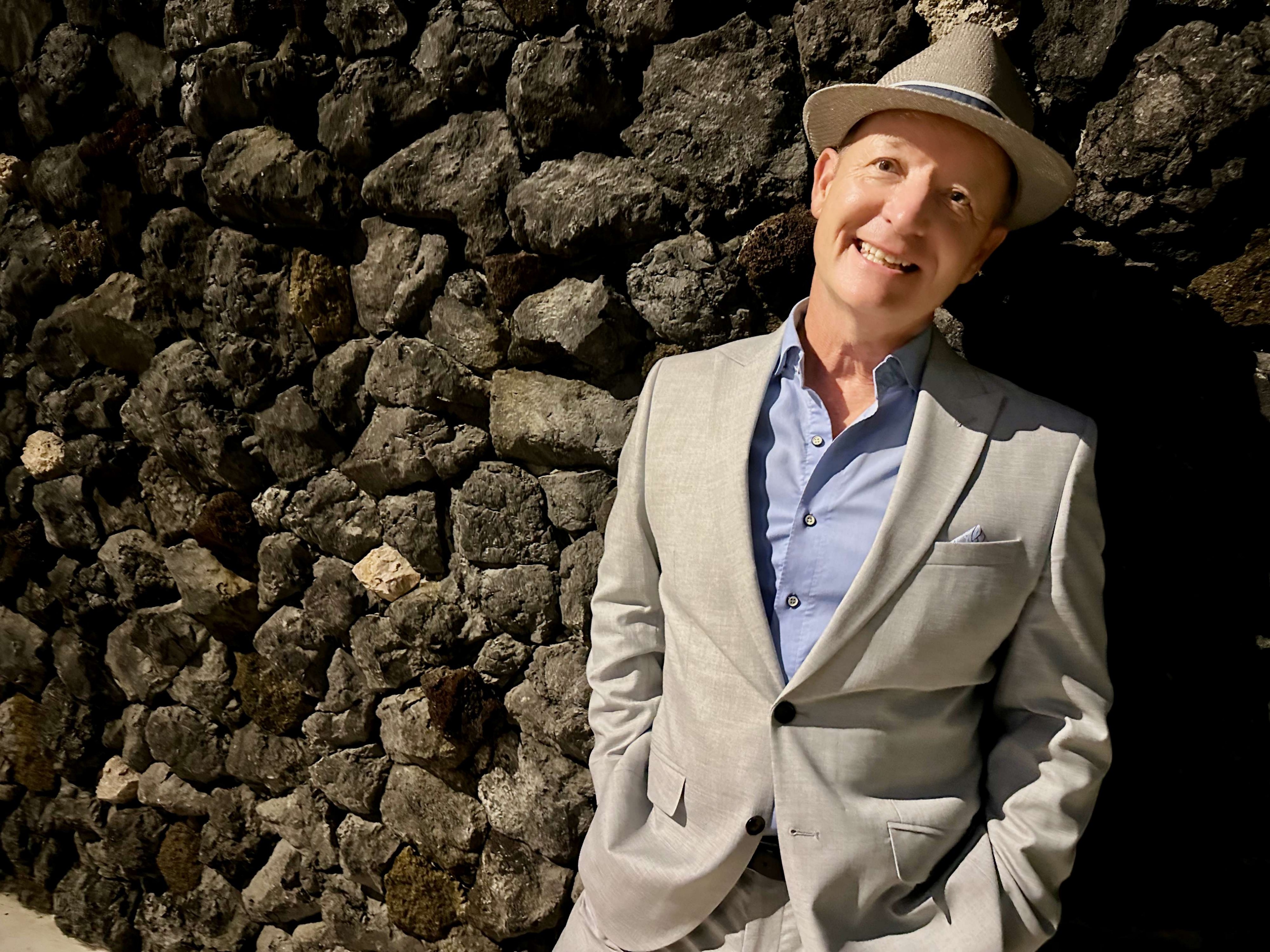 James Flynn, jazz singer in Perth, photo 2