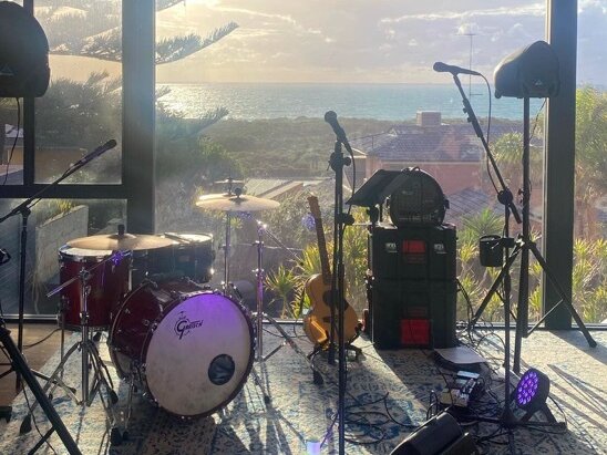 MB Acoustic, wedding band in Perth, photo 2