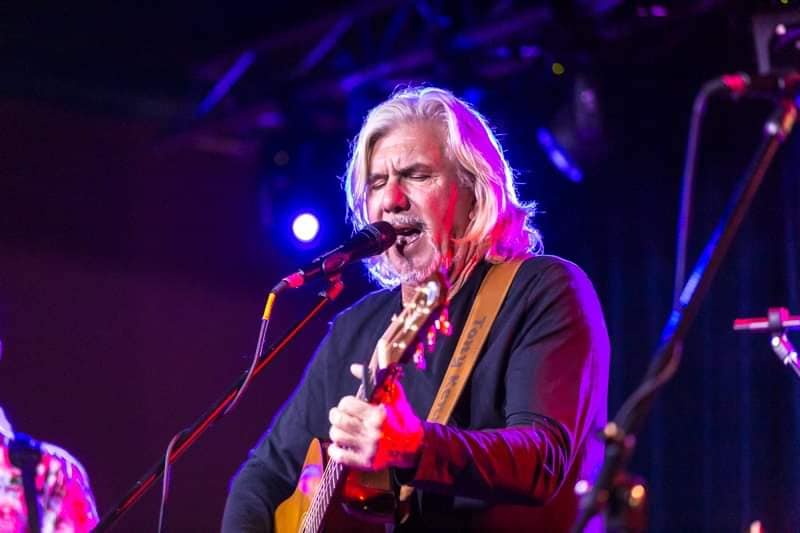 Tony Kennelly, singer-songwriter in Port Macquarie