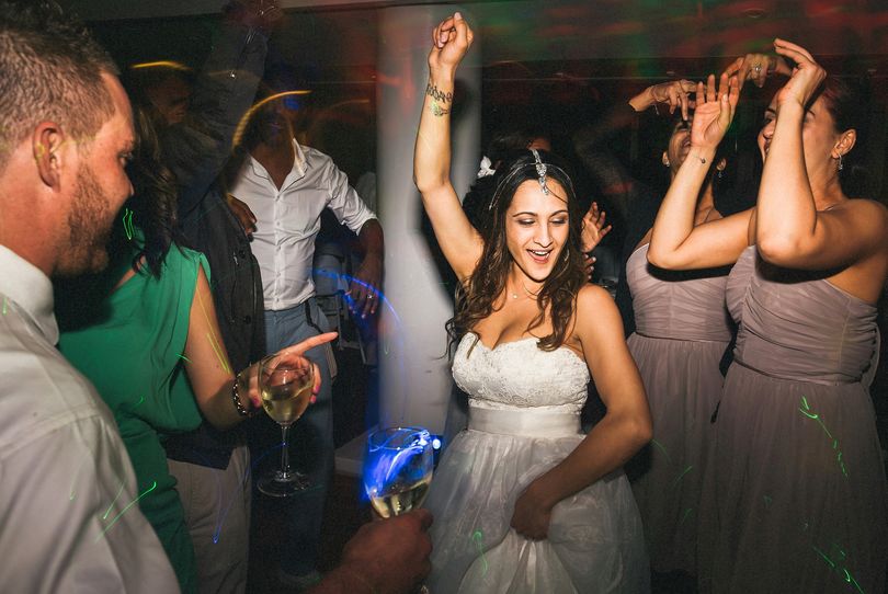 ANDREA - Live Music, DJ, MC & Celebrant, wedding band in Cairns, photo 3
