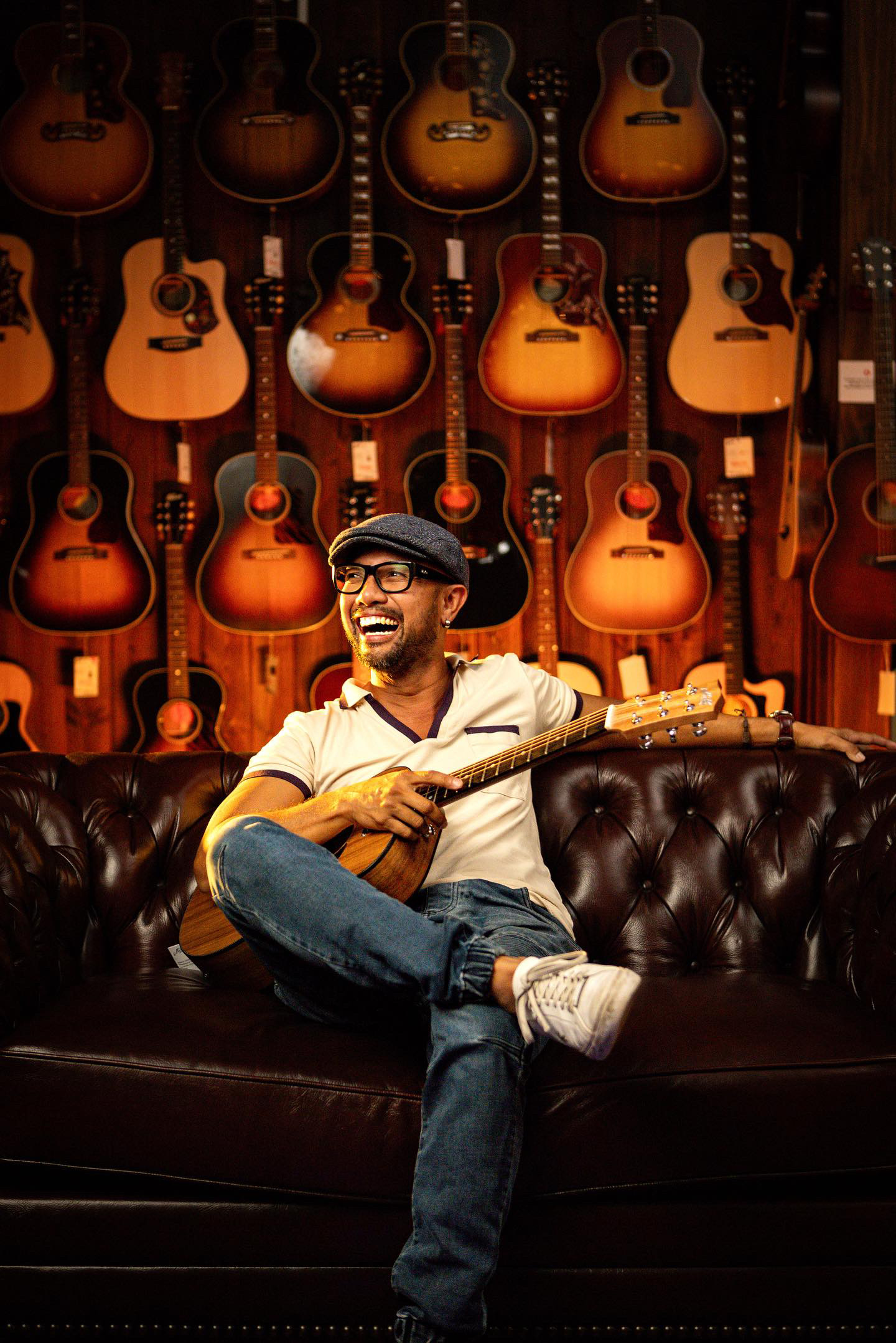 John Veloso Music, musical soloist in Sunshine Coast