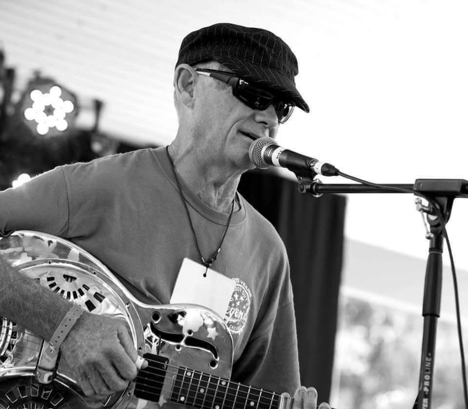 Mark Porter, singer-songwriter in Sunshine Coast, photo 2