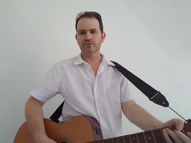 Michael S, singer in Sunshine Coast, photo 3