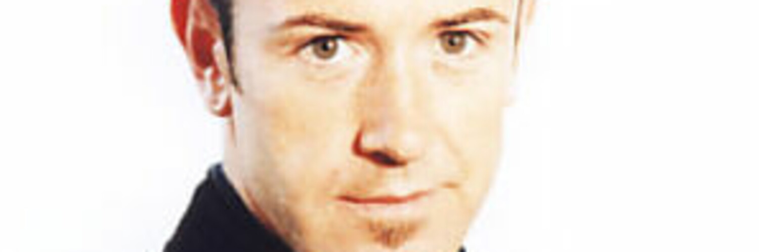 Lincoln Scott (tenor), classical singer in Sunshine Coast