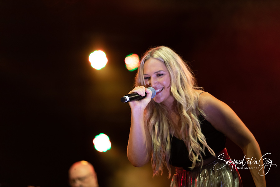 Leigha Moore, country singer in Sunshine Coast, photo 3