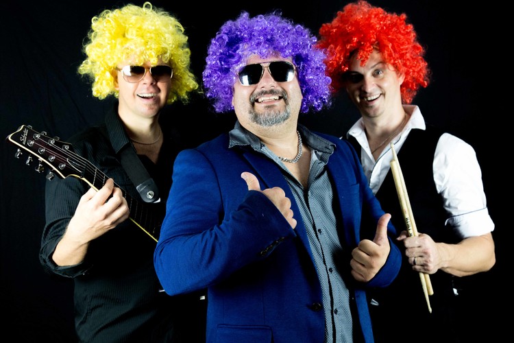 Renegade Groove, cover band in Sunshine Coast