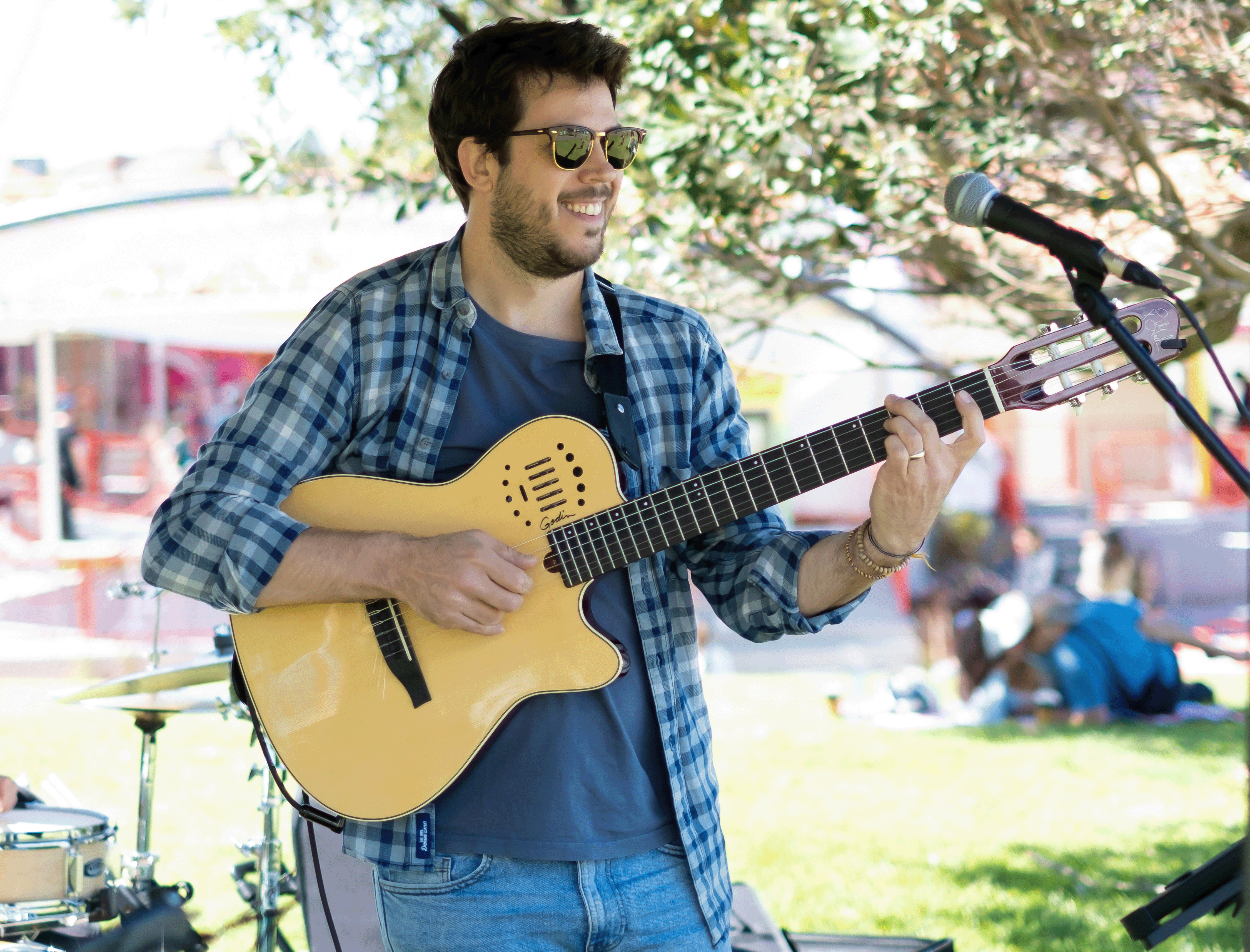 Ricardo Steyer plays Brazilian Samba, Bossa Nova & MPB, brazilian singer in Sydney, photo 2