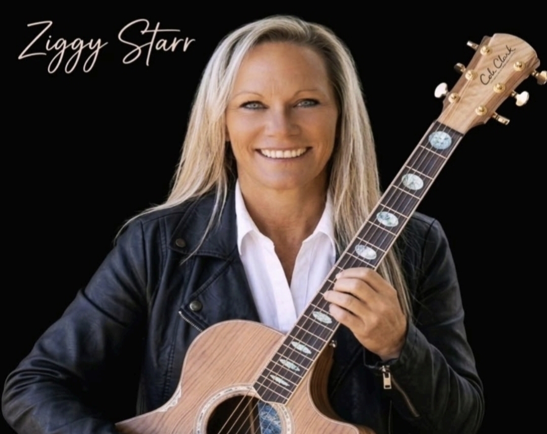 Ziggy Starr, singer-songwriter in Sydney, photo 3