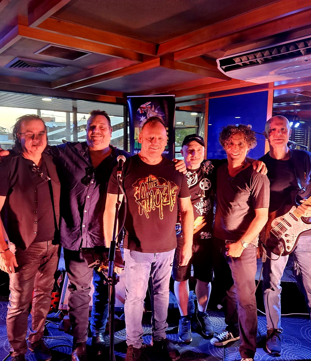 Aussie Anthems, rock band in Sydney