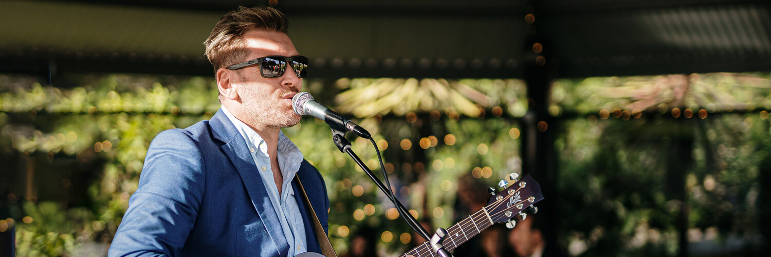 Christina Crofts, cover band in Sydney, photo 2