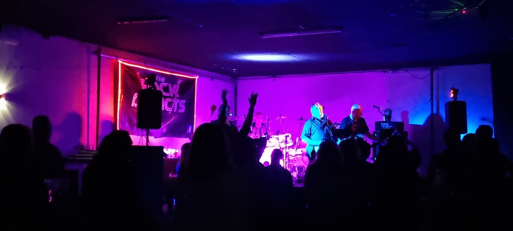 The Rock Addicts, cover band in Sydney, photo 2