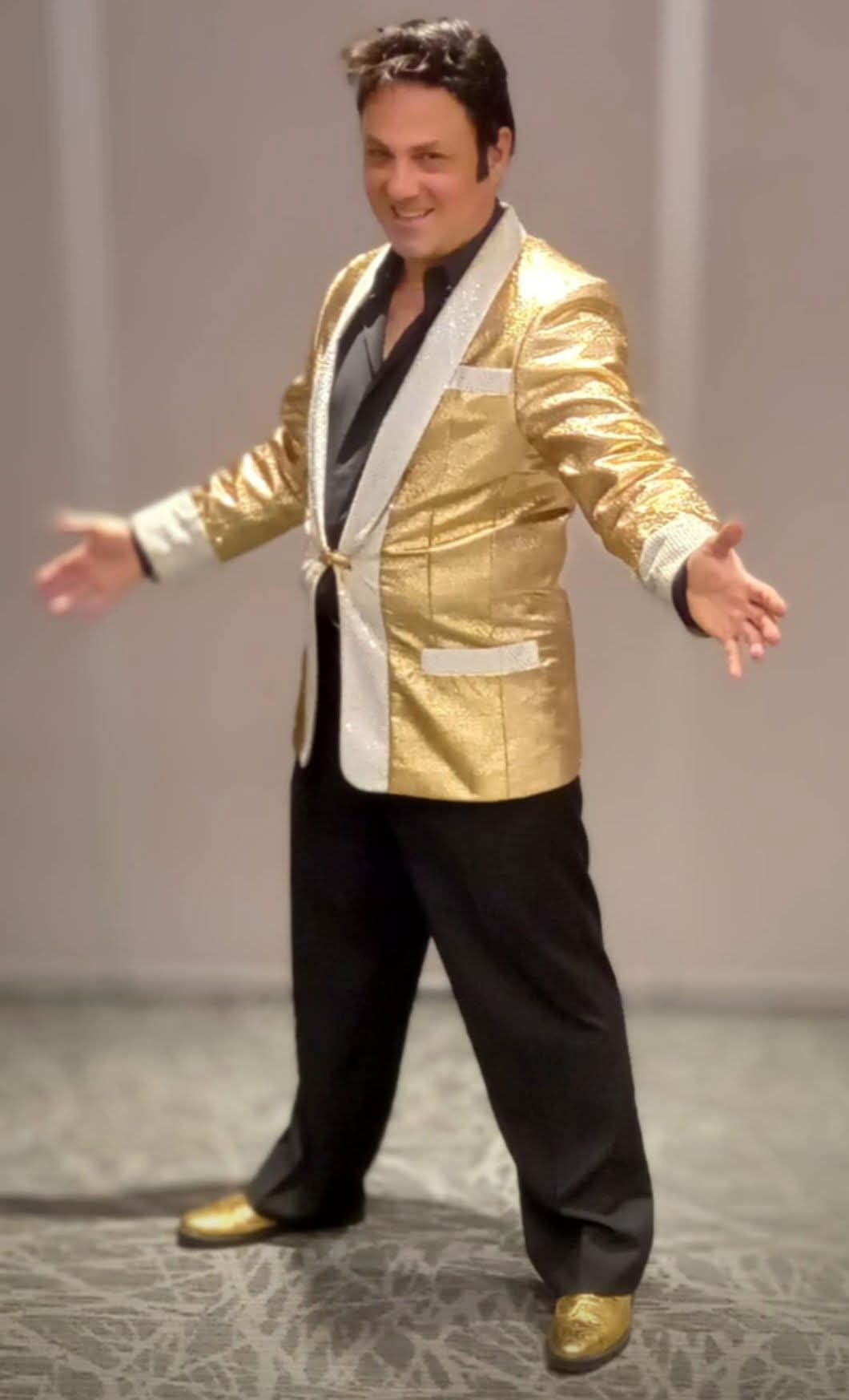 ELVIS IN THE 50s ROCK N ROLL SHOW, tribute singer in Sydney, photo 2