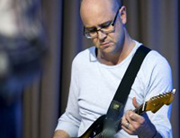 Steve Crain, jazz guitarist in Sydney, photo 2