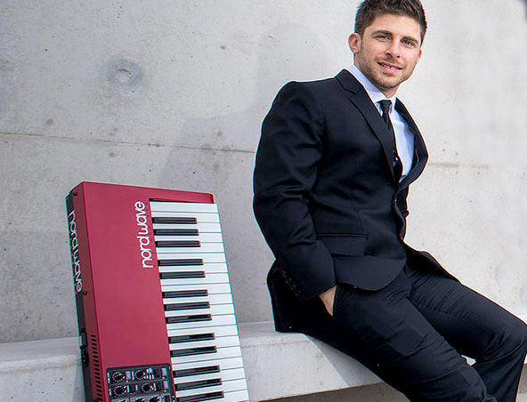 Instrumental Piano Player Sydney, pianist in Sydney