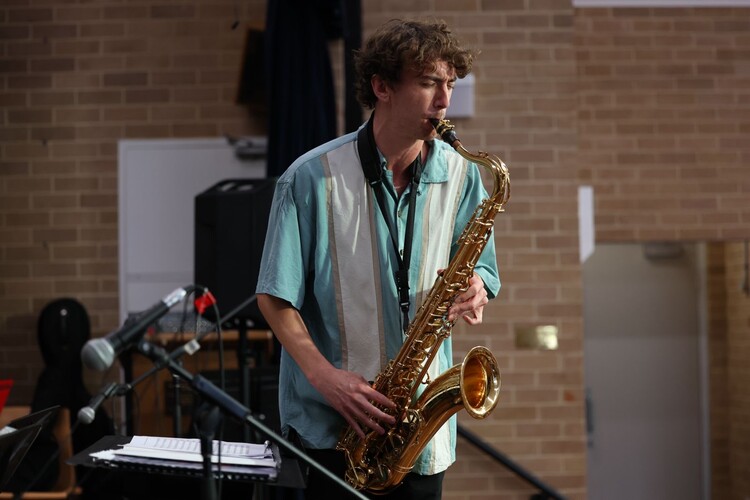 Saxophonist Landi, saxophone player in Sydney, photo 3