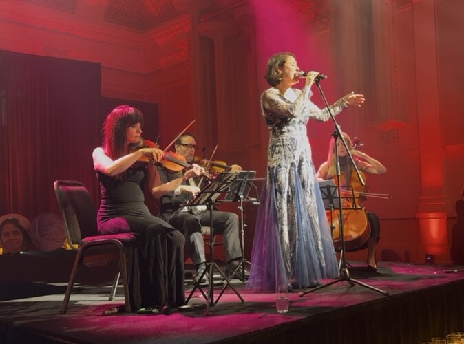 Lisa Genovese SydneySinger, live in Sydney, photo 3