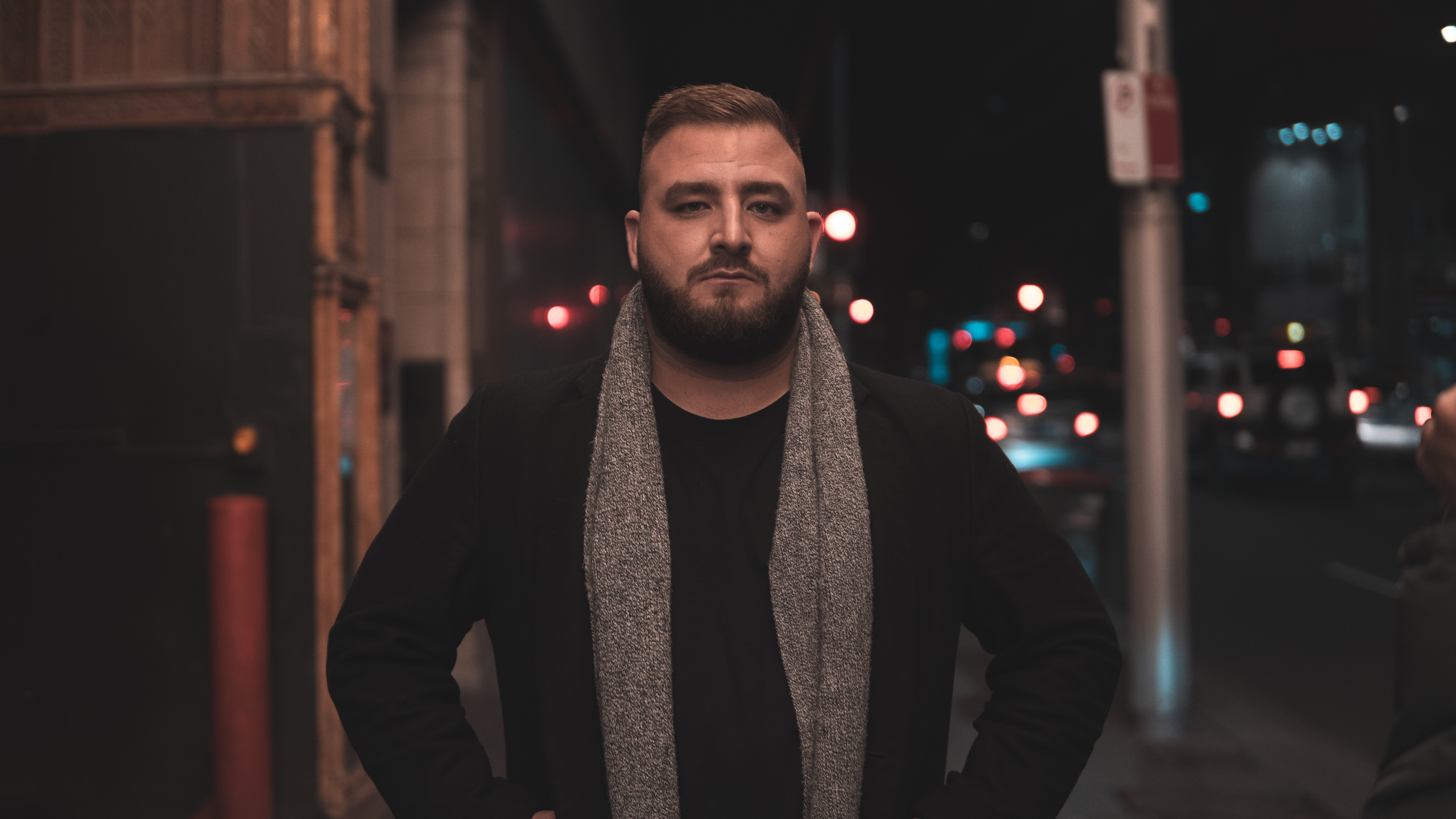 Tony Sergi, singer in Sydney, photo 2