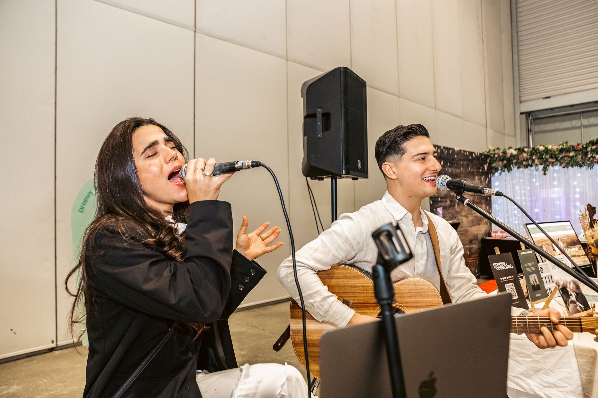 Akustica Duo, wedding band in Sydney, photo 2