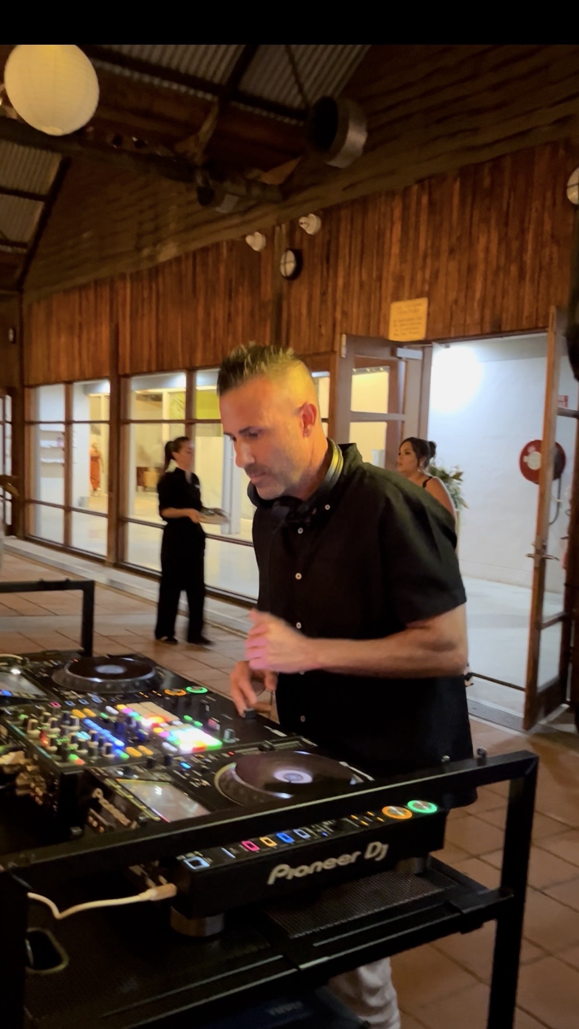In good hands entertainment, dj in Terrigal, photo 2