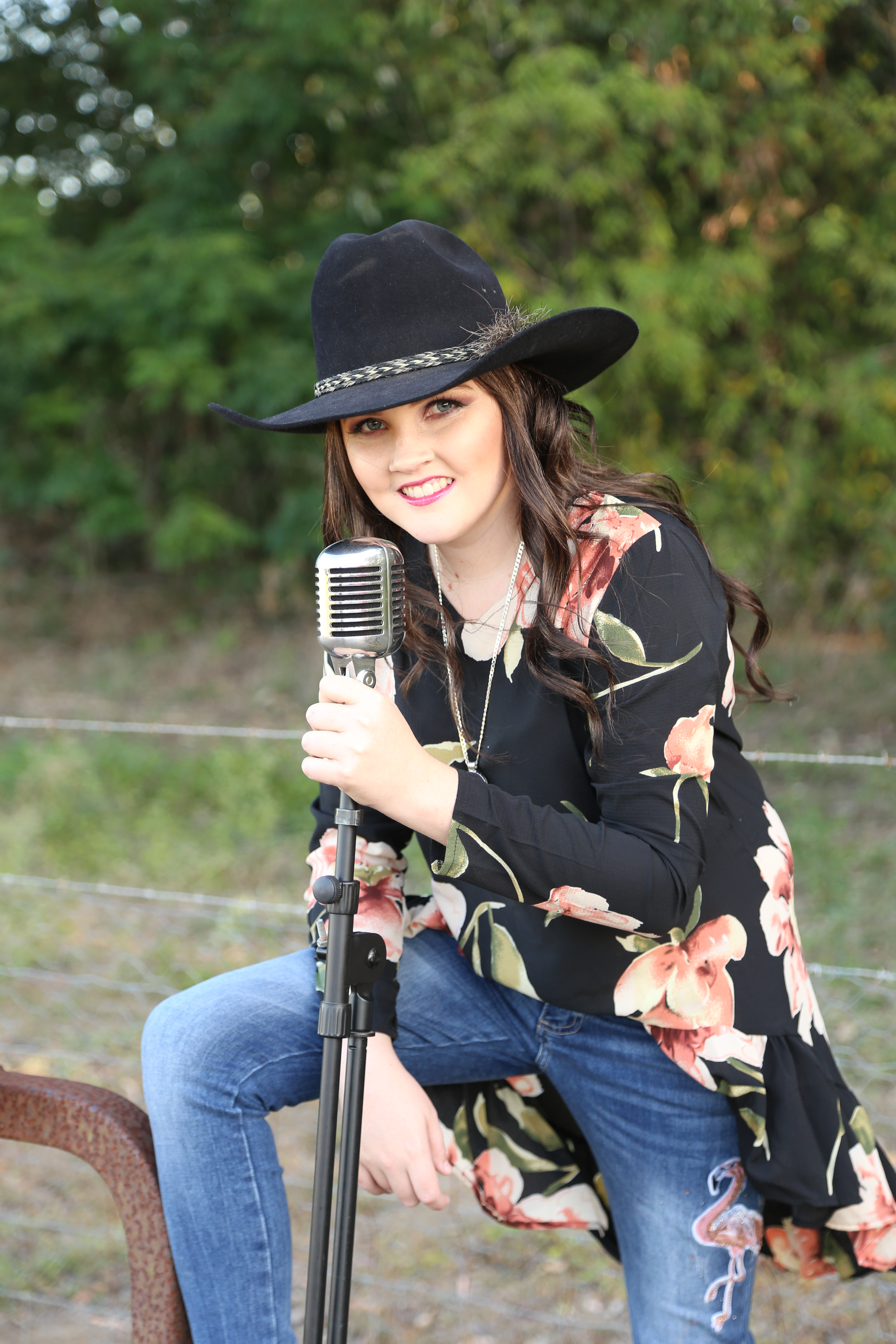 Keely Johnson, country singer in Townsville