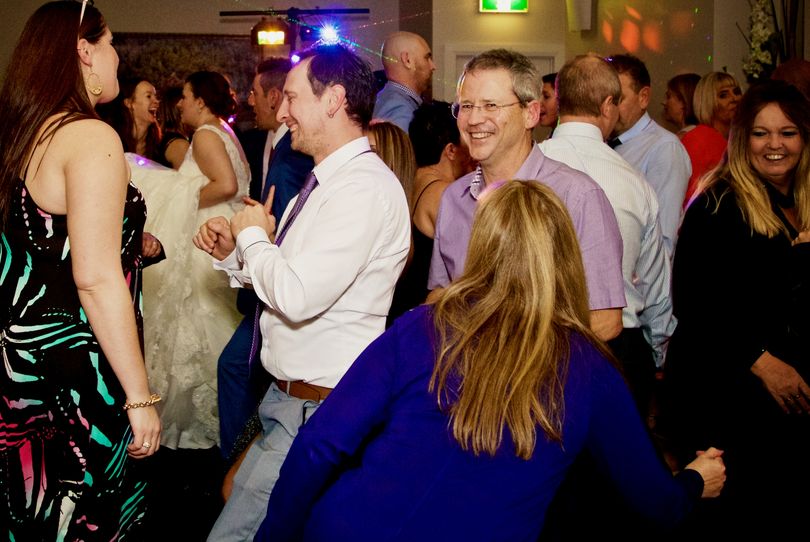 Black Tie Events MC/DJ, wedding band in Melbourne