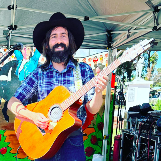 Dave Kent, entertainer in WA, photo 2