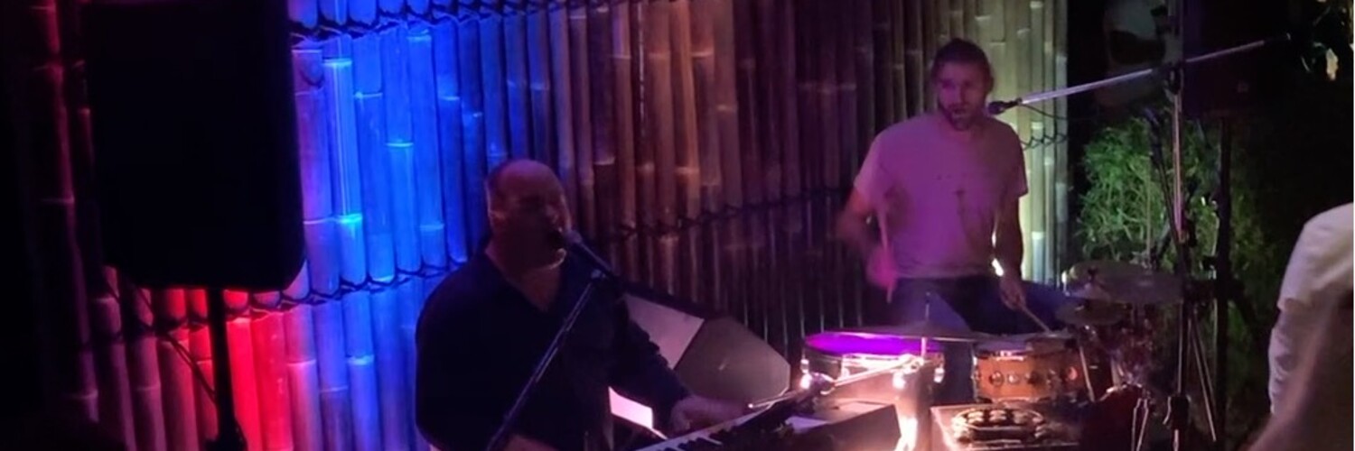 Dirty Grooves, musical duo in Wollongong