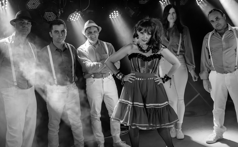 Cyndi Madonna, tribute band in Wollongong, photo 3
