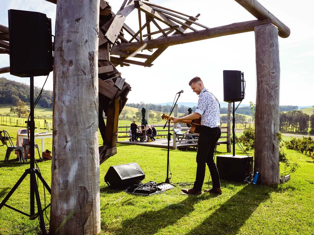 Tay Plain Wedding Music, wedding band in Wollongong