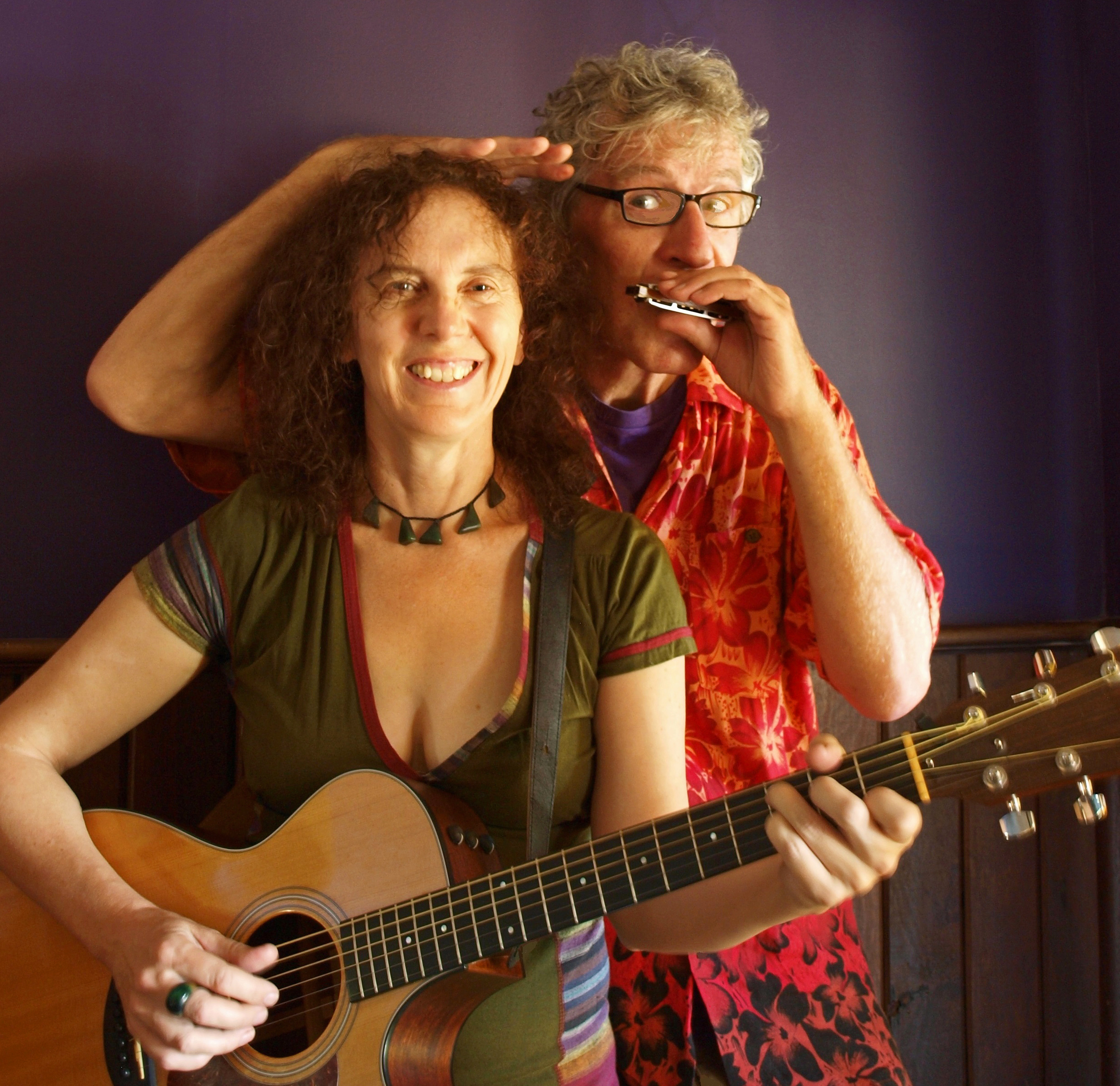 Detour West, musical duo in Yeppoon, photo 2