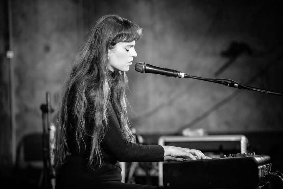 Courteney Hooper, pianist and singer solo in Adelaide