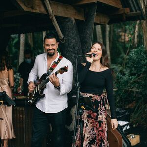 Vanessa Krumma Music, cover band in Gold Coast, photo 2